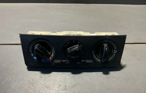 Skoda Roomster (5J) Climate control unit 5J0820045E H2242034
