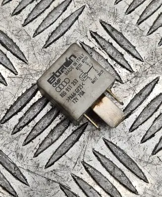 Audi A4 S4 B6 8E 8H Other relay 8E0951253 240206 614