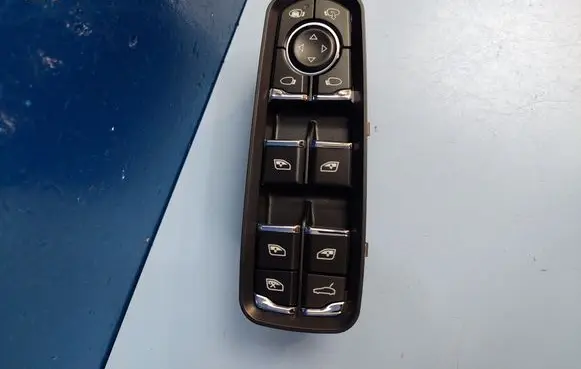 Porsche Cayenne (92A) Electric window control switch 7PP959858AEDML