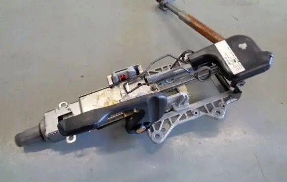 Volkswagen Tiguan Steering wheel axle