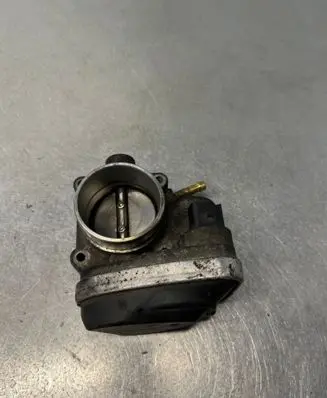 Mini One - Cooper R50 - 53 Electric throttle body valve 13547509043-02