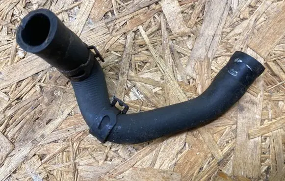 Skoda Octavia Mk2 (1Z) Engine coolant pipe/hose 1K0121096AQ