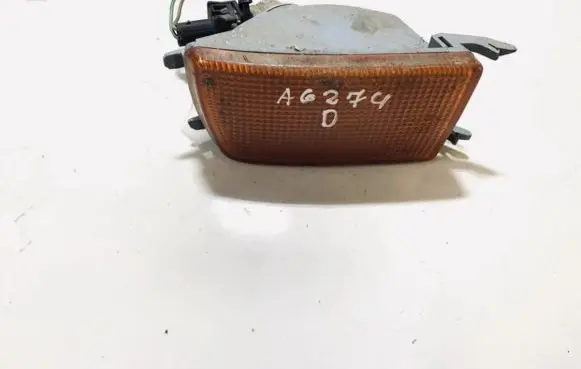 Volkswagen Golf III Front indicator light 8580391