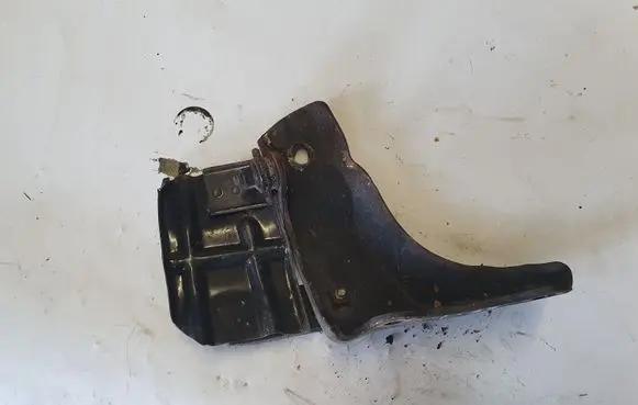 Toyota Corolla Verso E121 Other engine part NOCODE