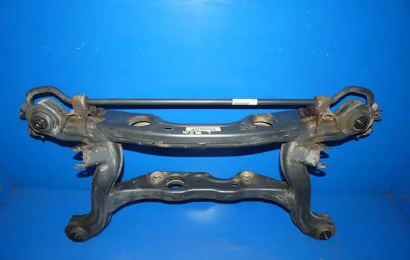 Mercedes-Benz B W246 W242 Rear axle beam 2463502900 2462900 2706121736