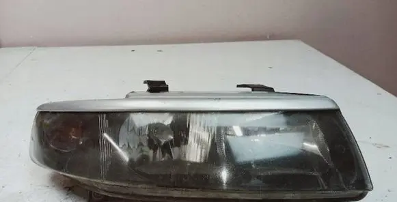 Seat Toledo II (1M) Headlights/headlamps set 1M1941002D