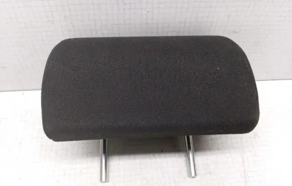 Toyota Avensis T250 Rear seat headrest 