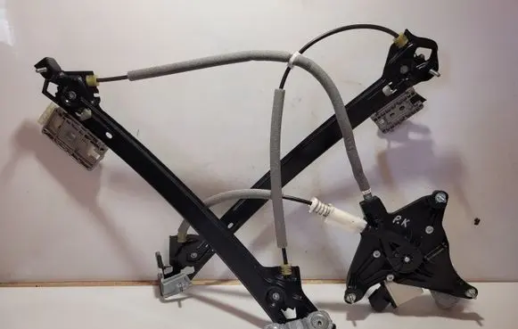 Ford Mustang VI Front door window regulator with motor C28603102