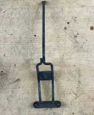 BMW 3 E90 E91 Radiator support slam panel bracket 21770110