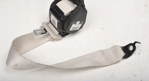 BMW 7 G11 G12 Middle seatbelt (rear) 