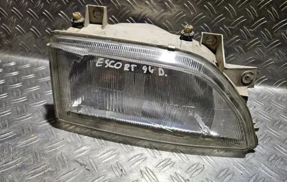 Ford Escort Headlight/headlamp 93AG13005C2B C7V6A