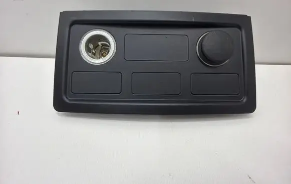 BMW 5 E60 E61 Cigarette lighter trim rear 31995000A 00L7804 13112008