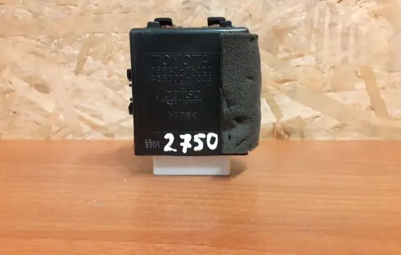 Lexus CT 200H Other relay 4230001220 2750