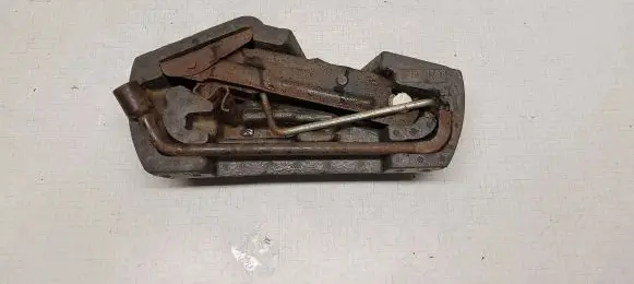 Toyota Aygo AB10 Tool set 243967