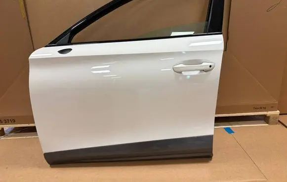 Cupra Formentor Front door