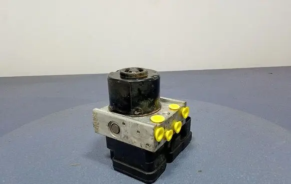 Peugeot 206 CC ABS Pump 10.0970-1128.3