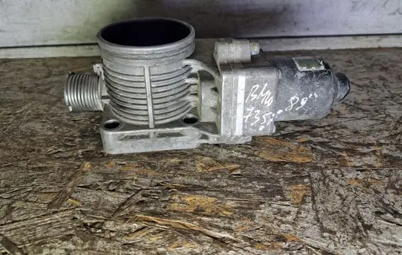 BMW 7 E32 Throttle valve 132010453 1705456