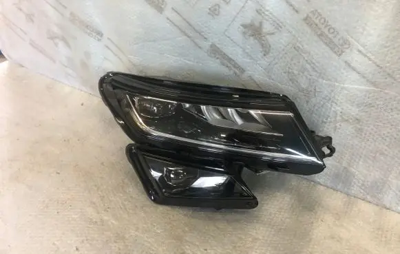 Skoda Kodiaq Headlight/headlamp 566941016F