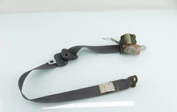 Toyota RAV 4 (XA10) Front seatbelt 7E1810