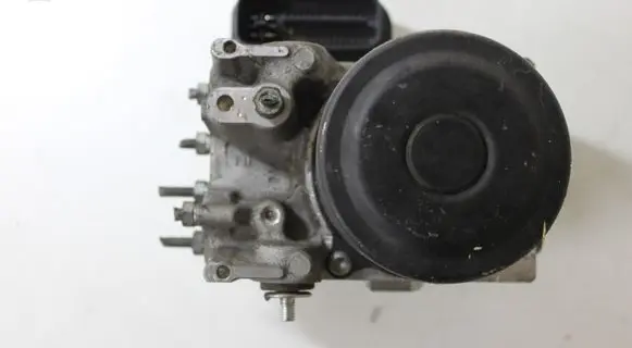 Lexus IS 220D-250-350 ABS Pump 4454053040