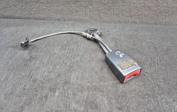 Audi A6 S6 C6 4F Front seatbelt buckle 8E0857755D 8E0857755Q01C 8E0857755Q