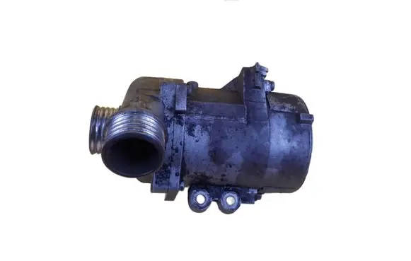 BMW 5 E60 E61 Water pump 70285120 N52B25A N52B25AE
