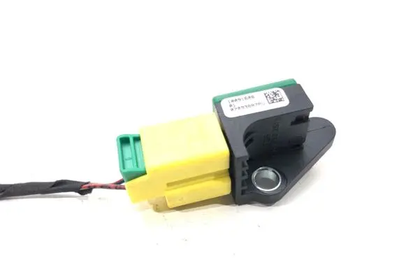 Volkswagen Tiguan Airbag deployment crash/impact sensor 391229