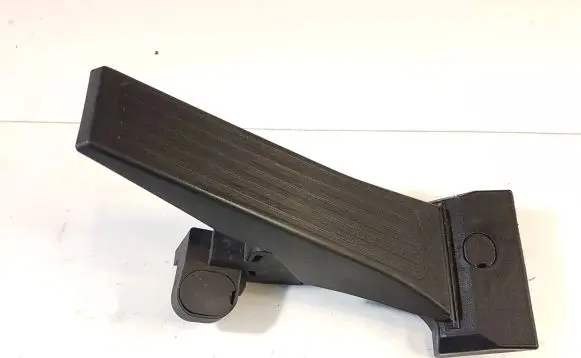 Hyundai Tucson IV NX4 Accelerator throttle pedal 32700N7100