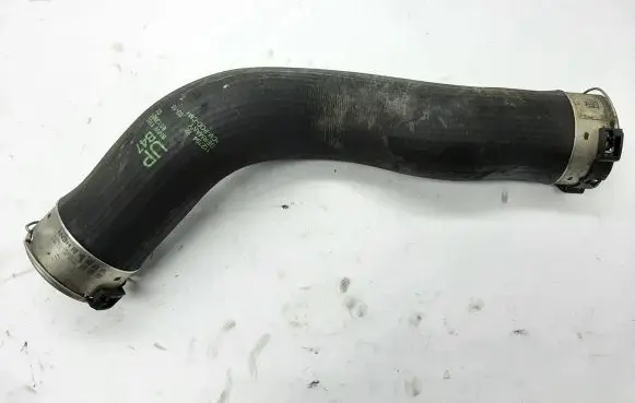 BMW 4 F32 F33 Intercooler hose/pipe 8513851