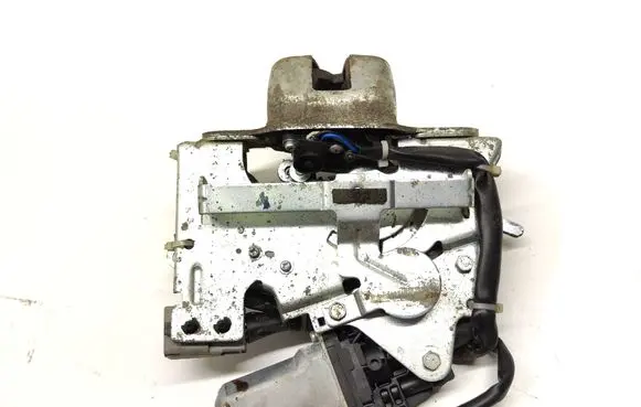 Chrysler Voyager Tailgate lock latch