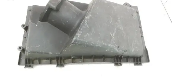 Volkswagen Golf IV Air filter box cover 1J0129607D 1J0129620