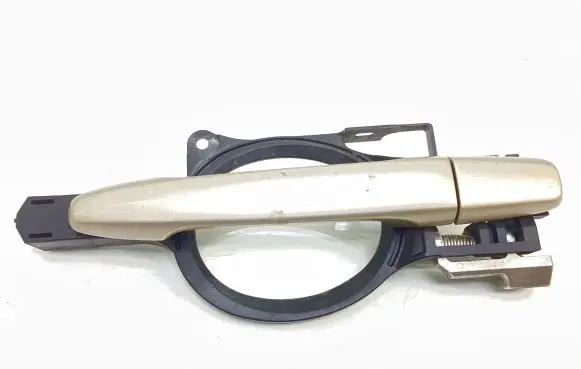 Mitsubishi Lancer VIII Front door exterior handle