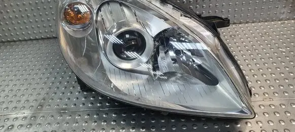 Mercedes-Benz B W245 Headlight/headlamp A1698201861