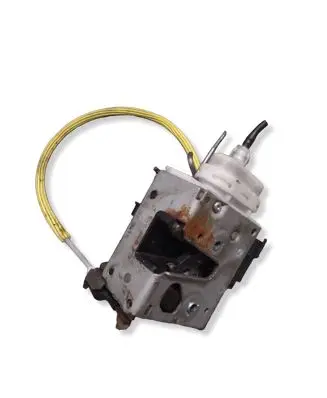 Audi A3 S3 8L Front door lock 8L1837016A