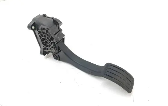Citroen C4 II Picasso Accelerator throttle pedal 9674829780 86ET40 0280755184