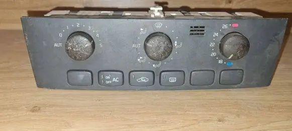 Volvo S40, V40 Climate control unit 612698