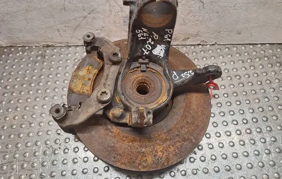 Citroen C3 Aircross Front wheel hub spindle knuckle S25062561 P61