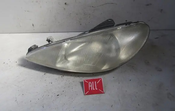 Peugeot 206 Headlight/headlamp 38339