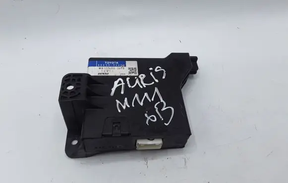 Toyota Auris 150 Air conditioning/heating control unit 8865002400 MB1776003673