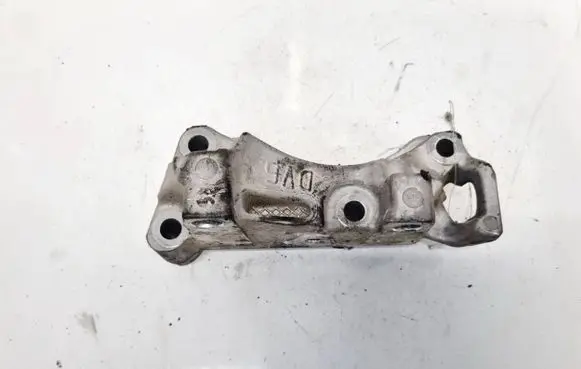 Peugeot 308 Engine mounting bracket 9688615780