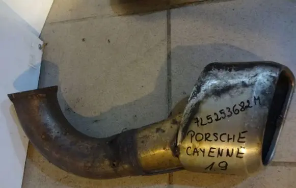 Porsche Cayenne (9PA) Muffler ending 
