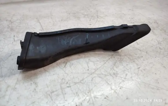 Opel Astra K Air intake duct part 70583634