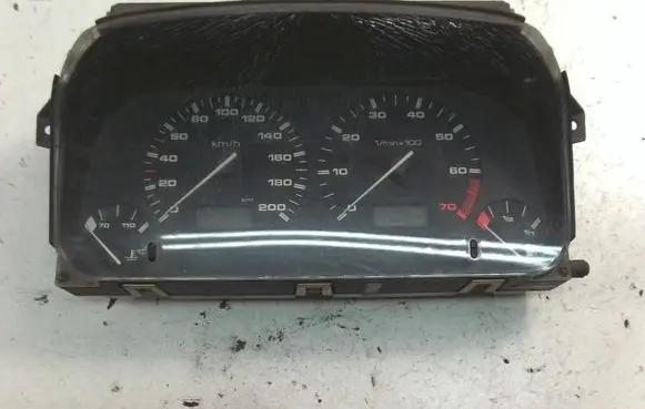 Volkswagen Polo III 6N 6N2 6NF Speedometer (instrument cluster) 