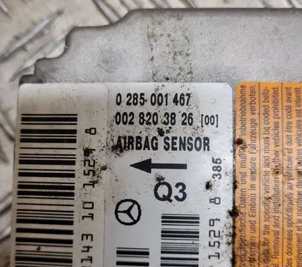 Mercedes-Benz Vaneo W414 Airbag control unit/module 0285001467 0028203826