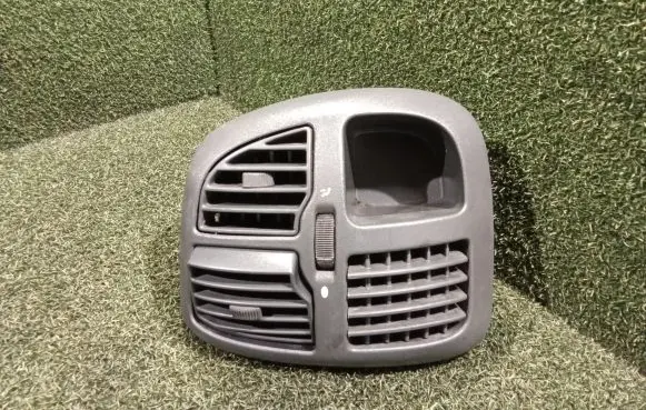 Citroen Jumper Dashboard side air vent grill/cover trim 422502