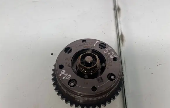 BMW 7 G11 G12 Camshaft pulley/ VANOS 8601045 11368601045