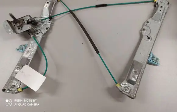 Opel Corsa D Front door manual window regulator 541613212