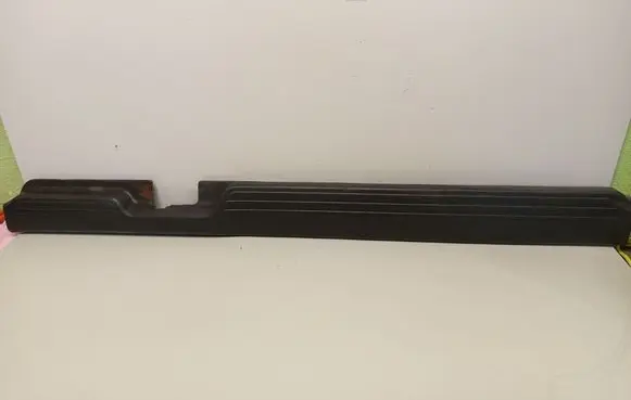 Isuzu D-Max Foot area side trim 898101110Y 98101110Y 98101110