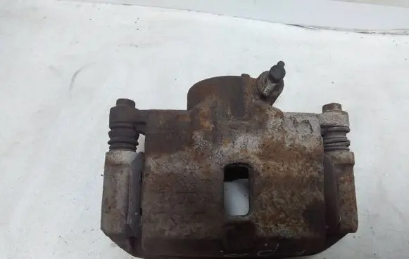 Chevrolet Epica Front brake caliper