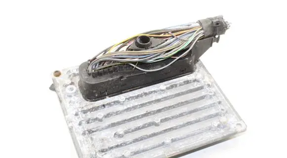 Ford Focus Engine control unit/module 7M5112A650AZA